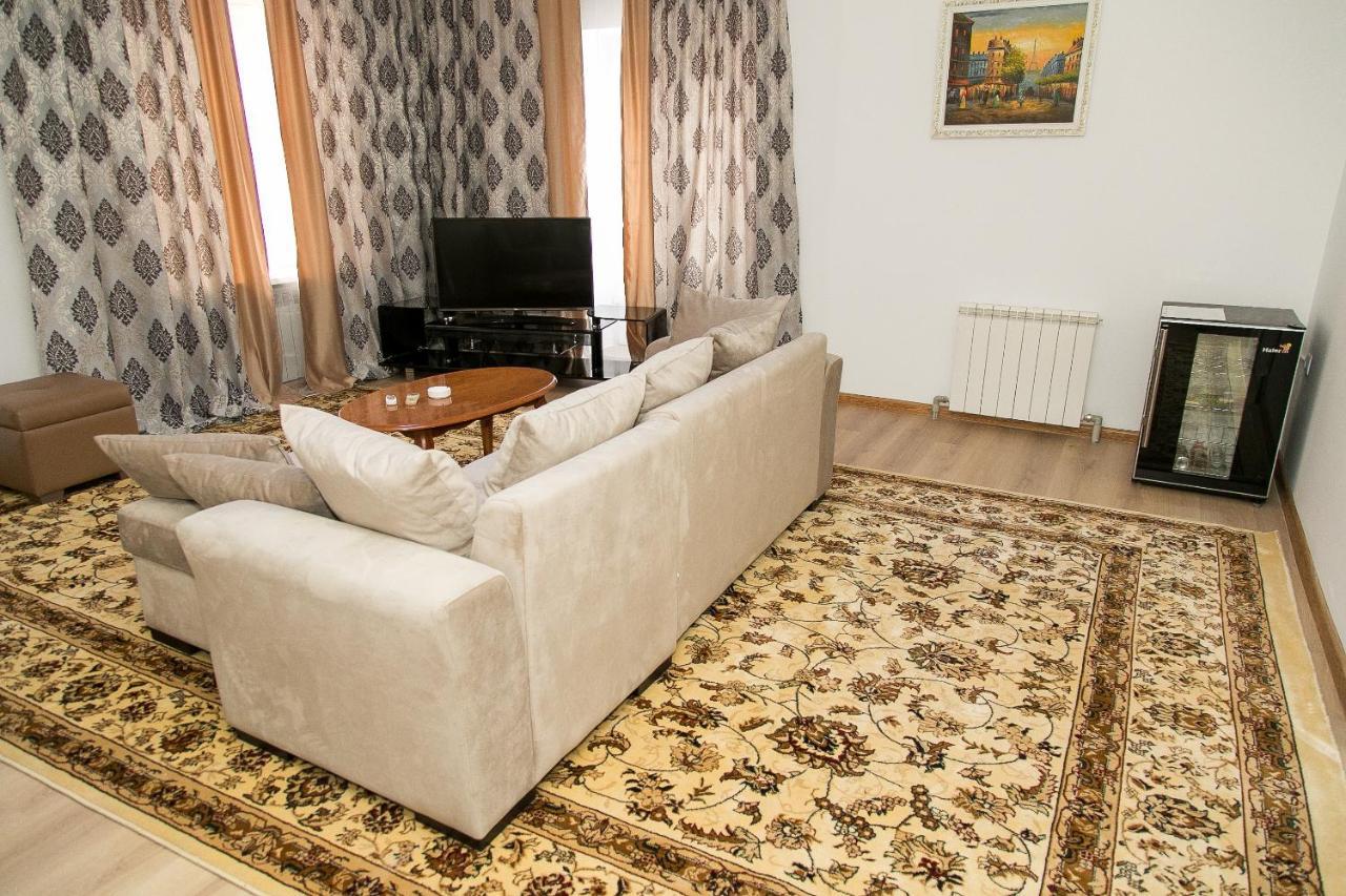 Mirage Hotel Qizilorda Buitenkant foto