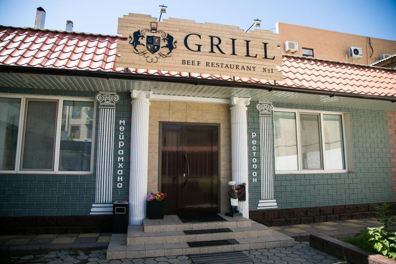 Mirage Hotel Qizilorda Buitenkant foto